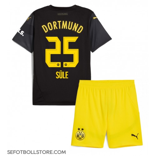 Borussia Dortmund Niklas Sule #25 Replika babykläder Bortaställ Barn 2024-25 Kortärmad (+ korta byxor)